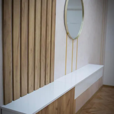 Gold King Apartament